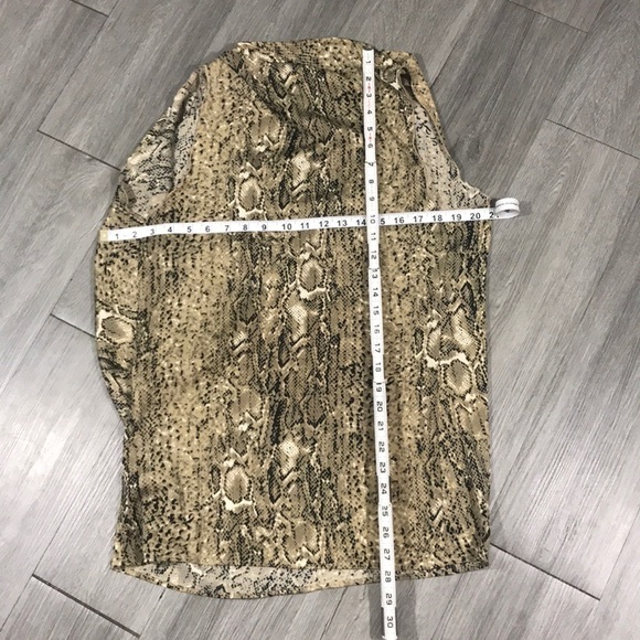 Vince Camuto Python Print Asymmetrical Blouse - Picture 10 of 10